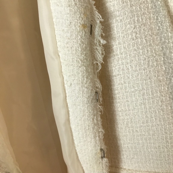 White Blazer - Picture 4 of 8